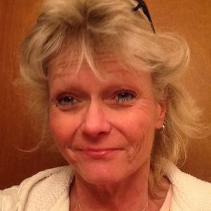 Meet your Posher, Joni